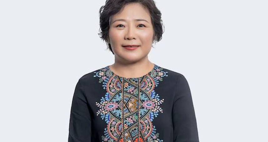 手握11万亩地皮,银行存700多亿!她才是中国隐形“地产女首富”(组图) - 1