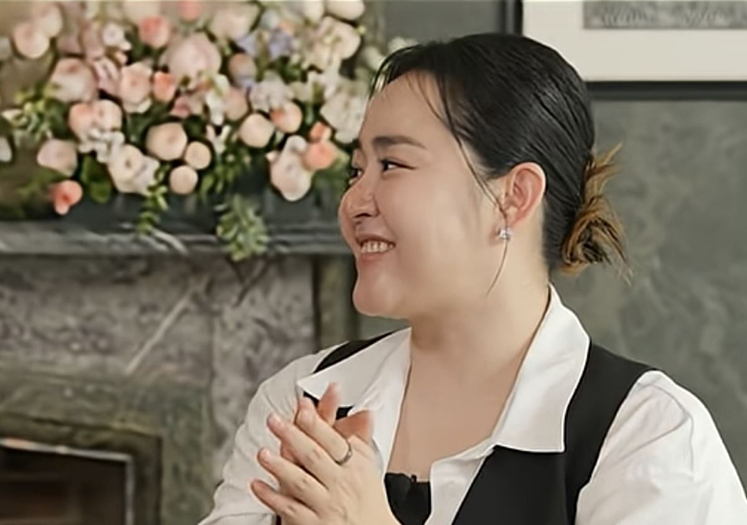 韩顶流“国民妹妹”上节目容貌大变！代表作全火遍亚洲，9年前却患罕见病险截肢（组图） - 25