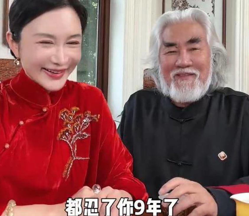 “一场莫名其妙的征服！”张纪中夫妇直播“九年婚姻坦白局”，回应网友多年质疑（组图） - 2