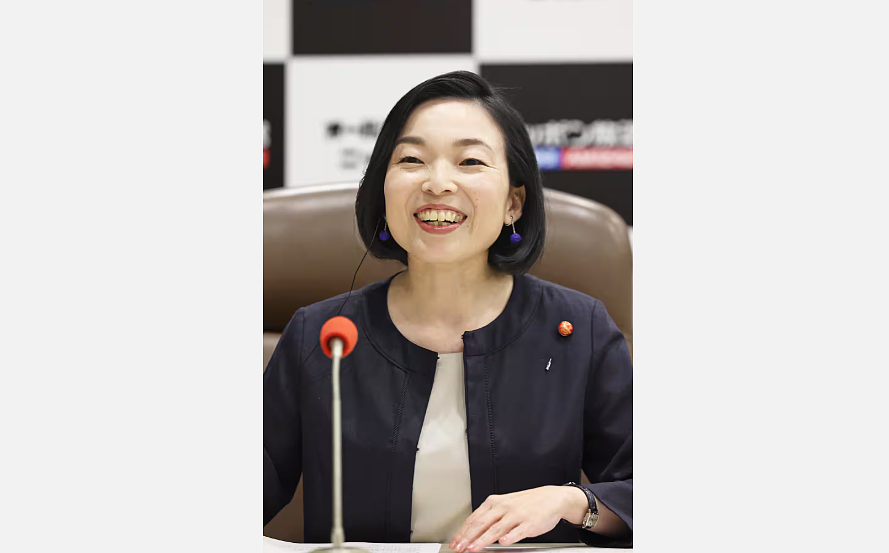 日本皇室要变天?85岁麻生太郎推动修法,日网友:这是要保亲妹妹当“未来天皇”养母? - 17