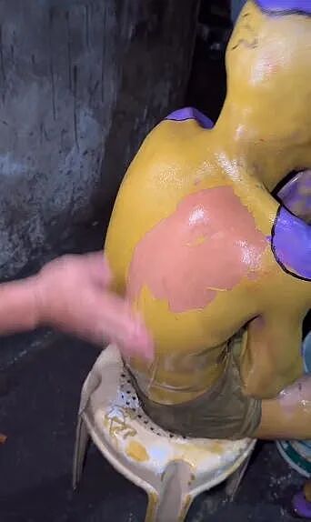 少年低成本Cos弗利萨大王,结果乳胶漆洗不掉,悲剧了(组图) - 17