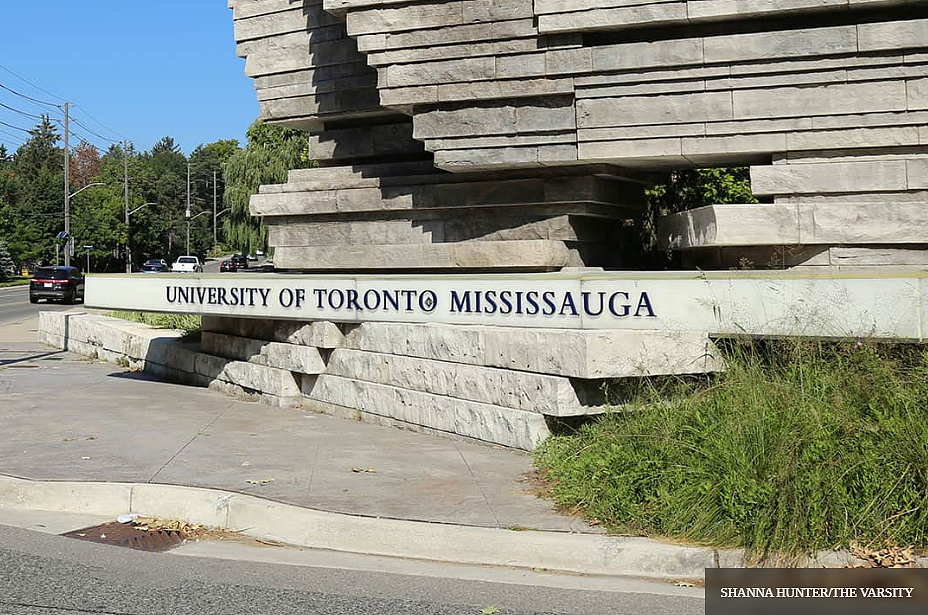 笑疯! 多伦多大学Final试卷一键群发全体学生, 15分钟紧急撤回! 教授人麻了! - 2