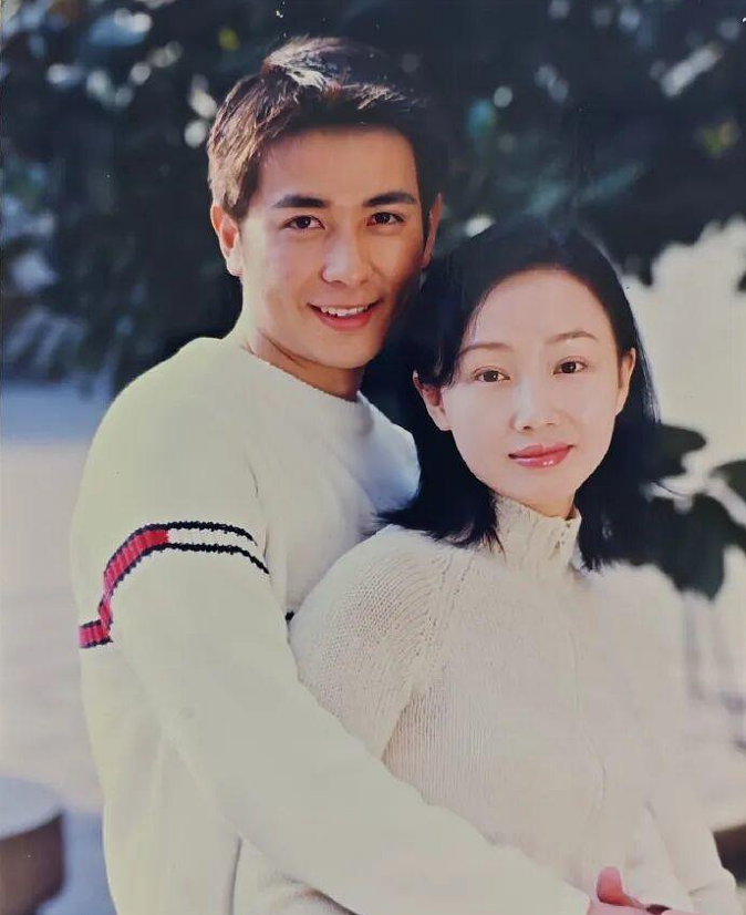 否认大半年后,保剑锋突然公开承认这段婚史 - 2