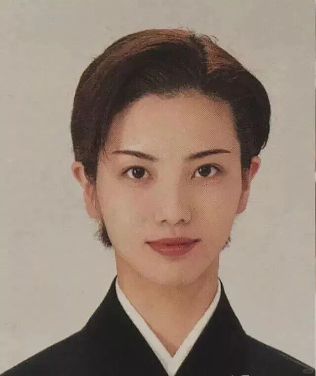 “亚洲第一帅哥”被曝是女性？？网友：比木村拓哉还帅…（组图） - 36