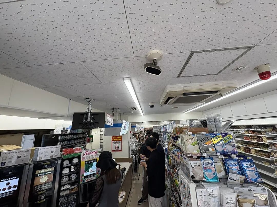 日本一杯半价冰沙引爆全网!排队2小时、机器干到报废!日网友:感觉日本变穷了… - 15