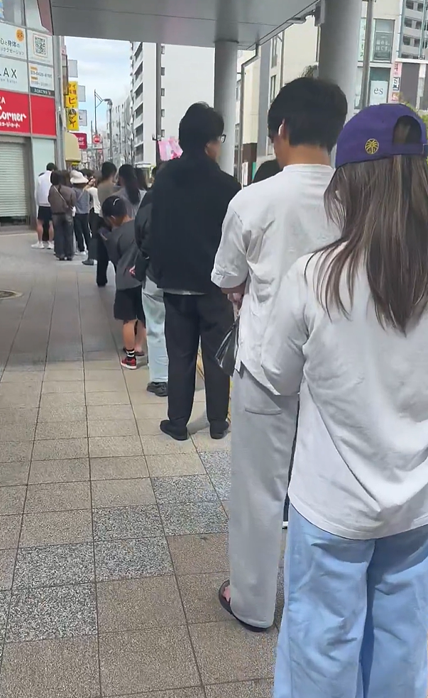 日本一杯半价冰沙引爆全网!排队2小时、机器干到报废!日网友:感觉日本变穷了… - 28