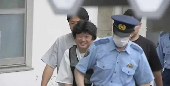 认识5分钟就求婚?记者卧底揭开“中日假结婚”惊人内幕,澳洲早就有同款操作 - 4