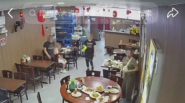 监控画面曝光!华男中餐馆内挥刀随机伤人,顾客惊慌逃命(组图) - 4