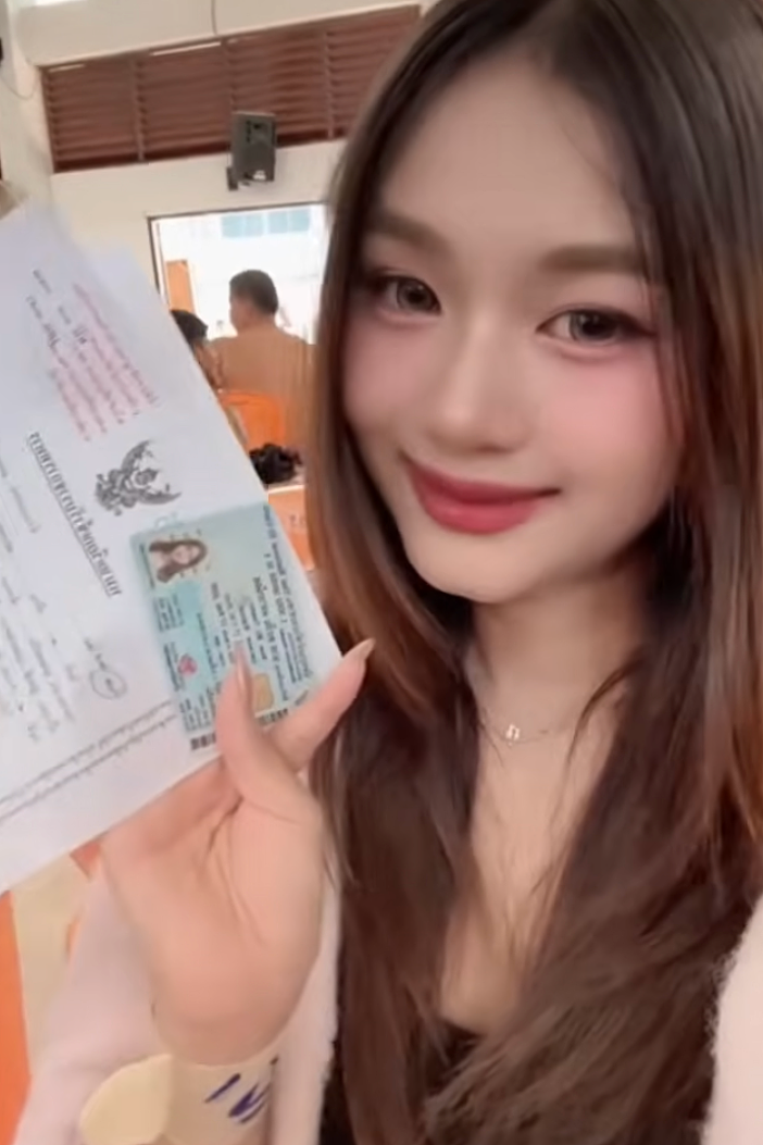 天使面孔×魔鬼身材!2026泰国征兵现场秒变“选美大赛”,一大波美照刷屏全网(组图) - 7