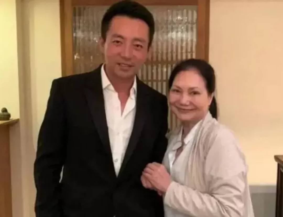 豪宅保不住了!大S妈妈哭诉将被赶出家门,汪小菲急发声明澄清(组图) - 1