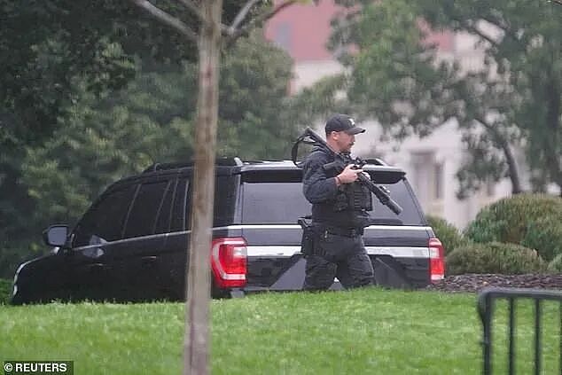 突发!白宫进入全面封锁状态,附近发生枪战,至少20声枪响(组图) - 2