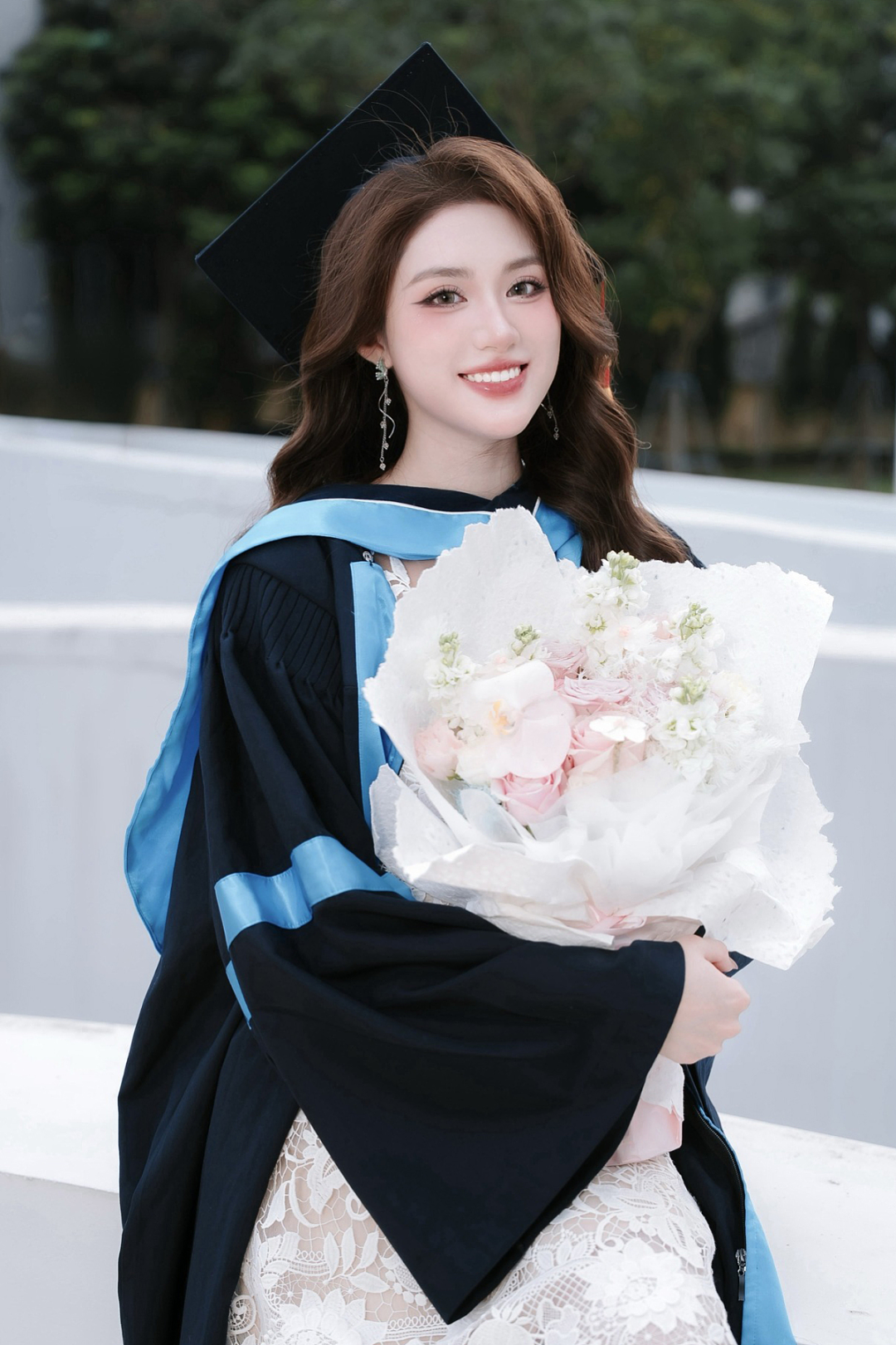 学霸+神颜+沙漏身材，越南新晋选美冠军美照杀疯全网（组图） - 19