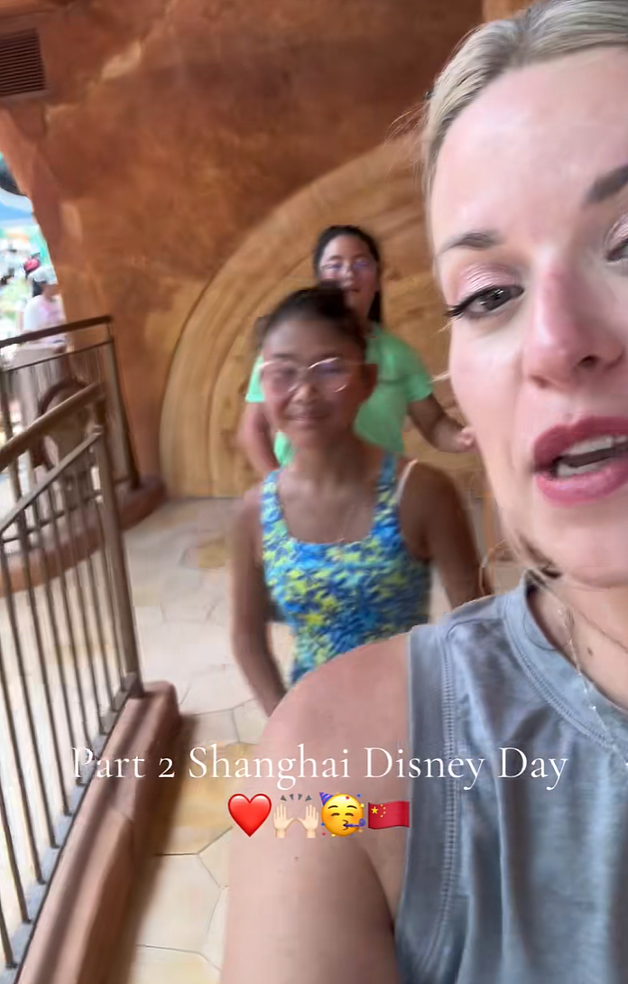 真心痛！副总裁丈夫杀害妻子和6个孩子后纵火自杀，2名中国养女刚和妈妈结束寻根之旅 - 7