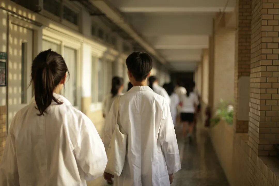 当年选了大热专业的高考状元,十年后过得怎么样?(组图) - 5