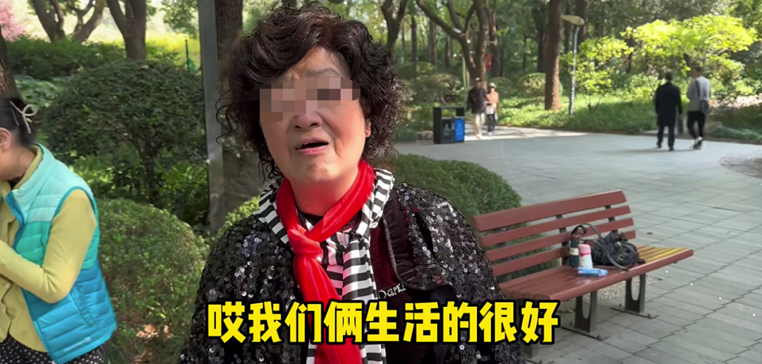 上海73岁初代丁克现状颠覆想象:无儿无女,活一天开心一天…(组图) - 4