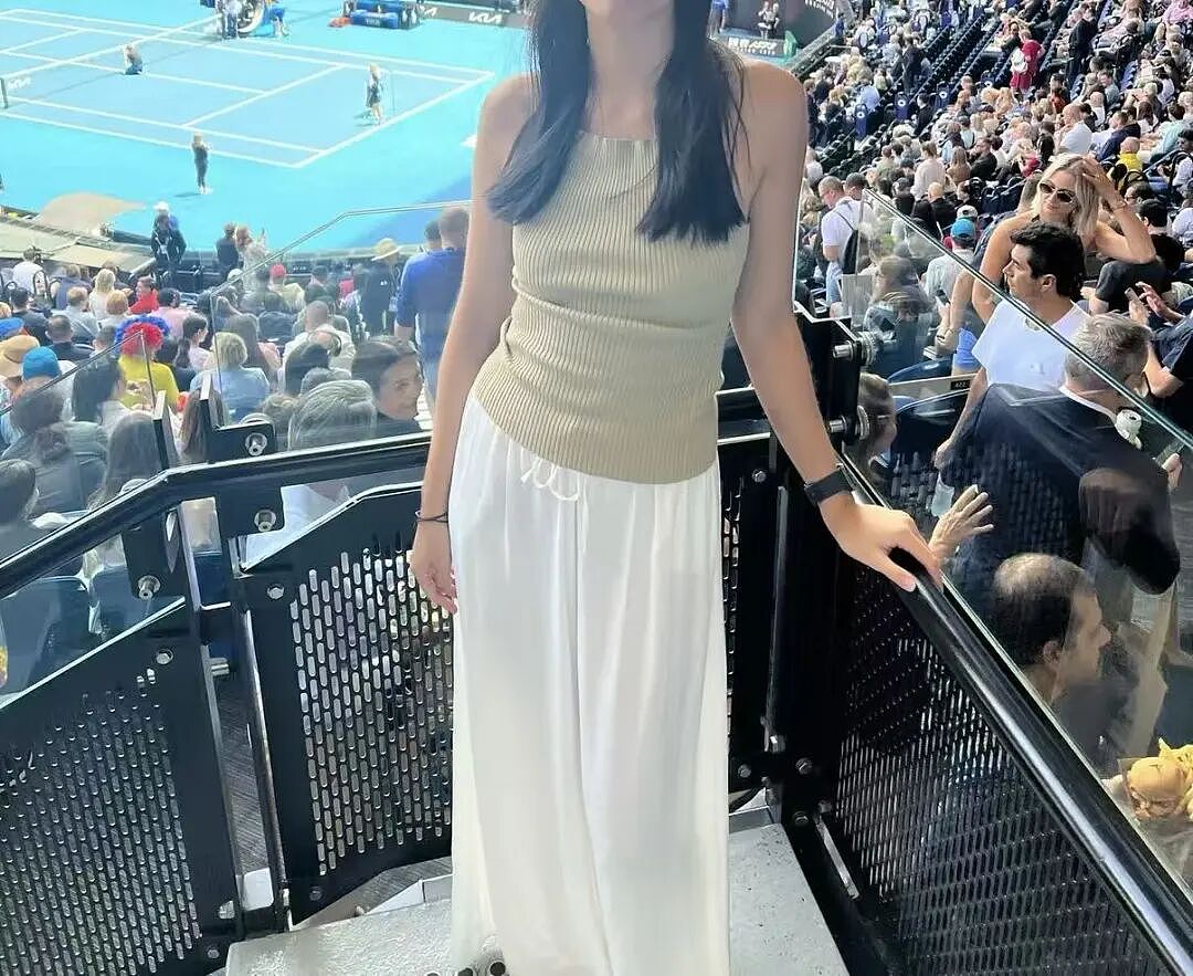 “显腿长的阔腿裤能把人绊成骨折”，通勤人最爱的女装踩了多少坑？ - 7