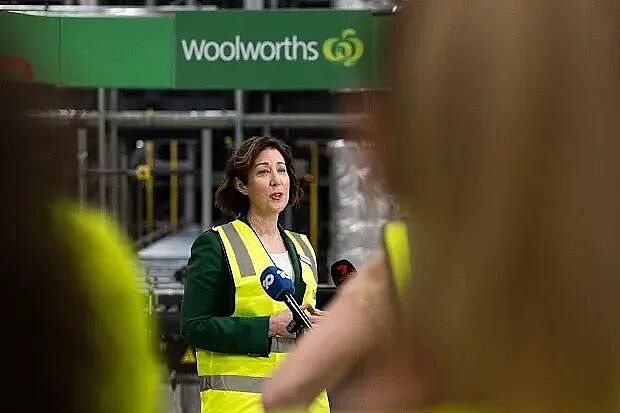 双重警告！澳洲经济压力加剧，物价狂飙才刚刚开始，Woolworths：涨价潮即将来袭 - 4