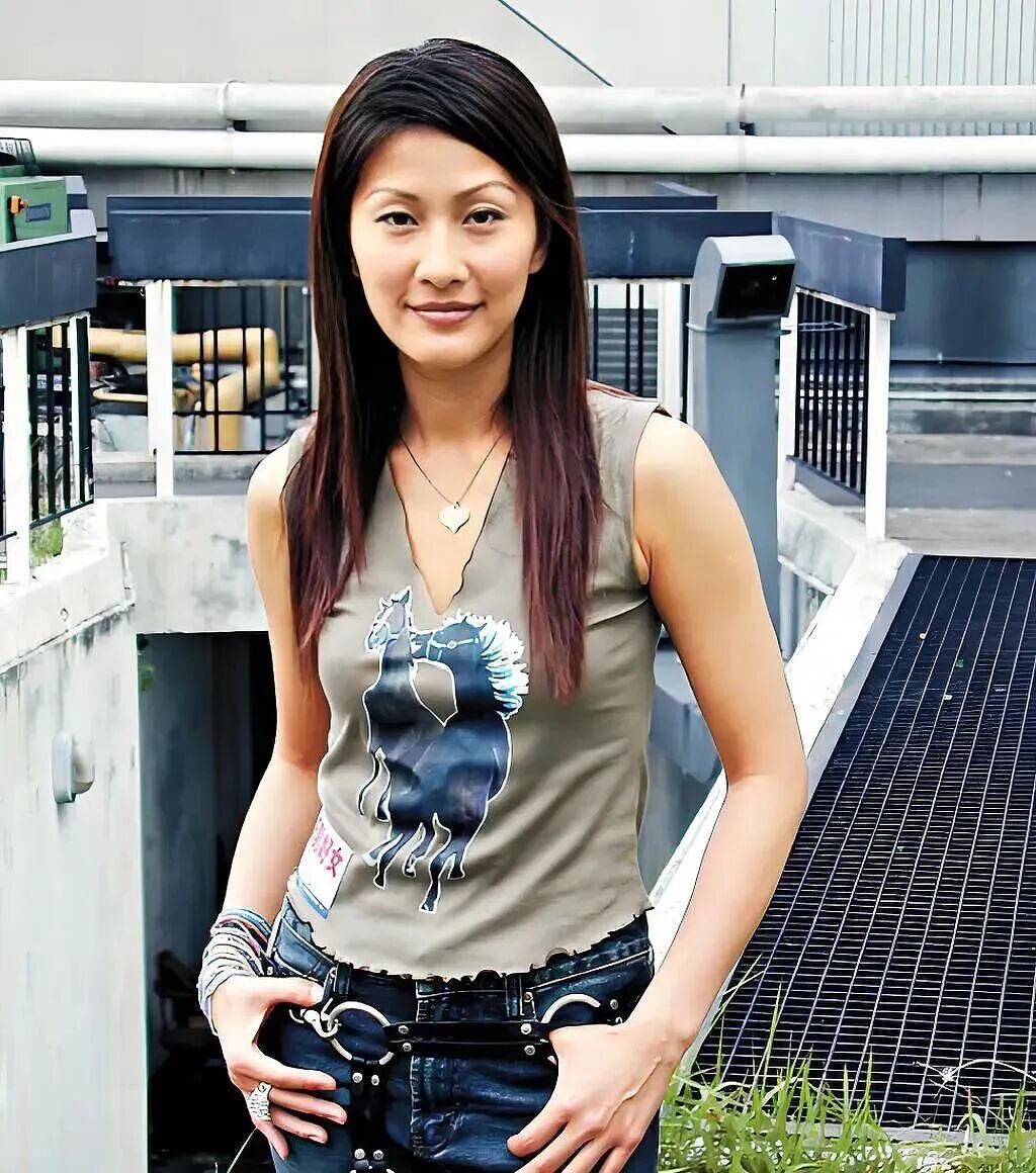 56岁女演员近况曝光！曾被富商辜负，如今转身成教育学博士（组图） - 2