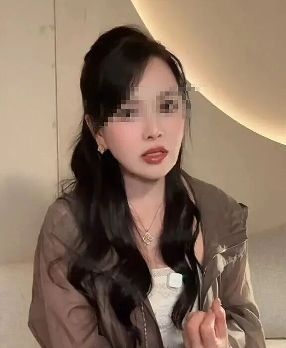爆了！伊能静“护犊子”翻车？儿子恩利与女网红合拍视频惹争议被骂上热搜，伊能静护子心切，怒怼网友“爹味说教”遭全网吐槽！ - 1