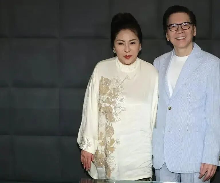 香港豪门家庭再爆风波，向太公开炮轰准儿媳，和郭碧婷待遇差太远（组图） - 9
