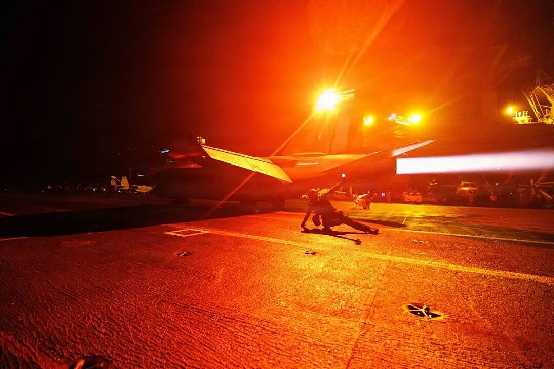 冲突再度升级!伊朗导弹袭击美军基地,造成2名美军士兵阵亡 - 2
