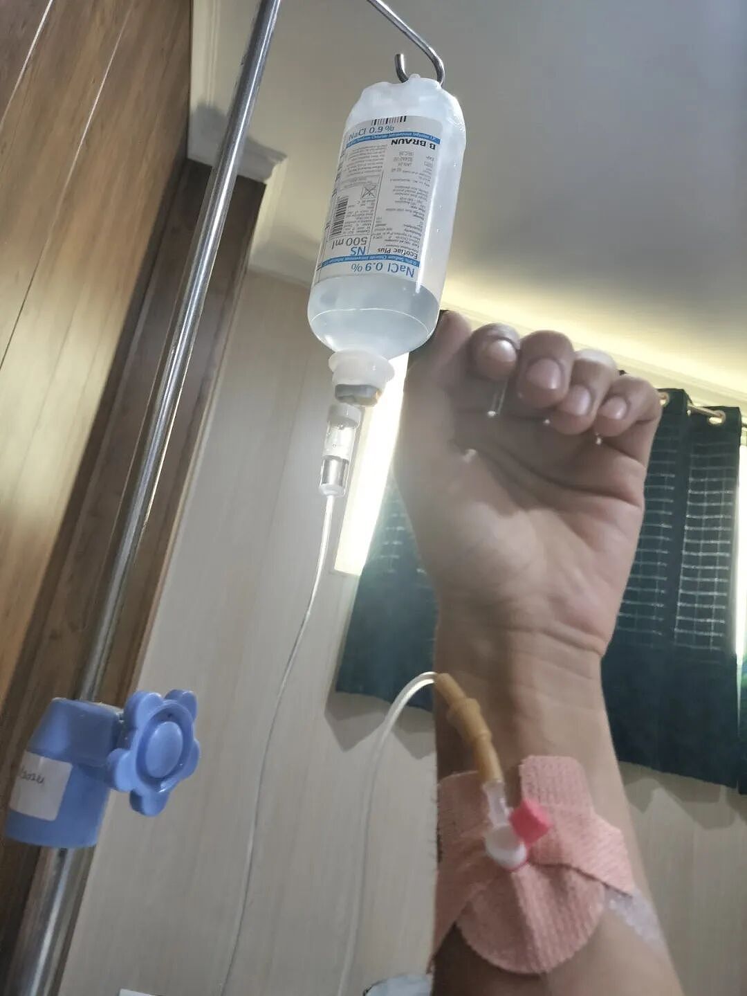 日本博主印度游拒绝给钱后惨遭泼
