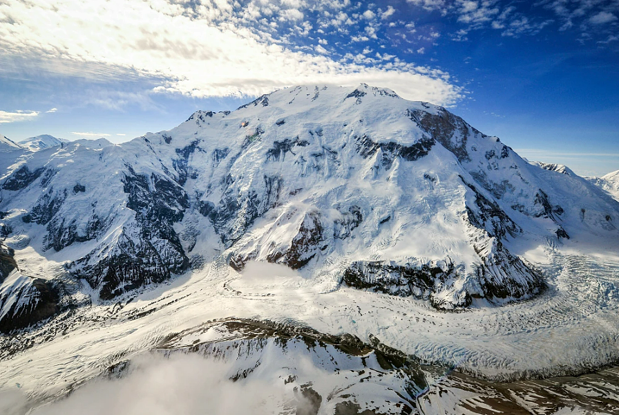 攀登北美最高峰酿悲剧：3名登山者坠落身亡，1人获救（组图） - 2