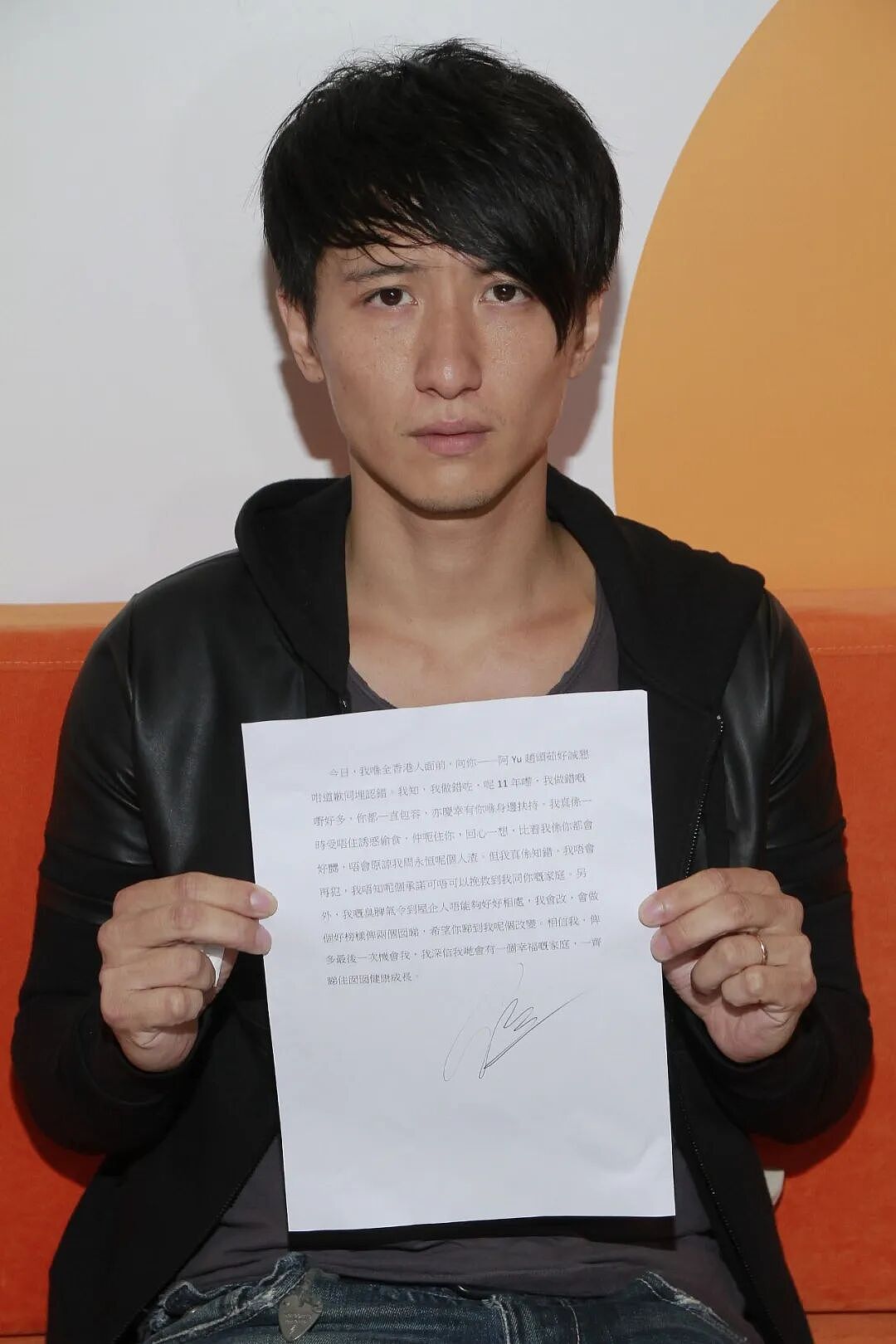 一脚踏五船，“港圈第一渣男”也能被洗白？网友：笑死，全靠同行衬托 - 30