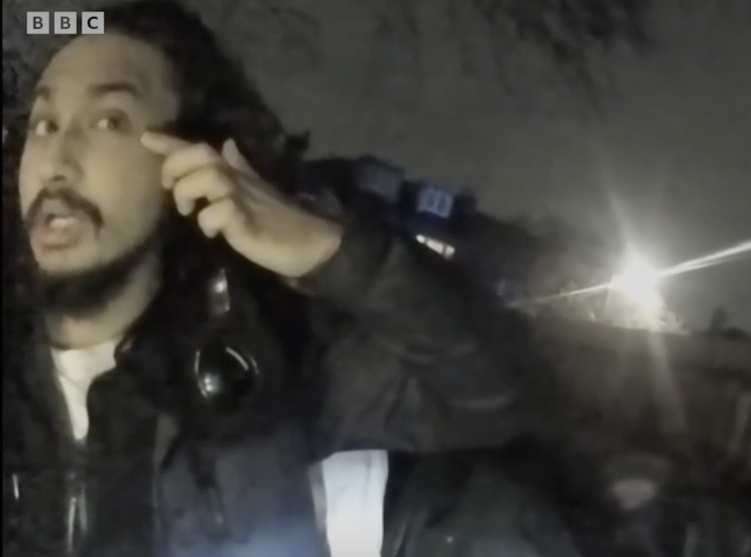 英国男生被移民连捅数刀，警察到场轻信“种歧”，反将受害者拷住！男生在绝望中死去...（组图） - 12