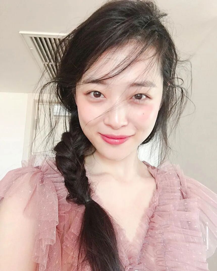 金秀贤洗白胁迫逼死女友罪名？韩警称证据由AI伪造，已故崔雪莉亲哥怒：敢出来就二次对决（组图） - 18