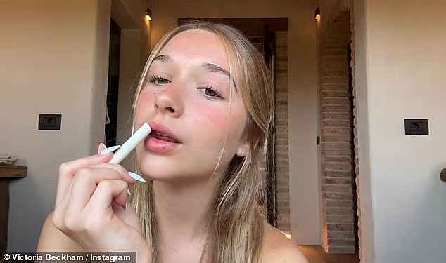 贝克汉姆15岁女儿开卖面膜?爸妈指导她“辍学”干美妆,网友:初中读完没啊? - 2