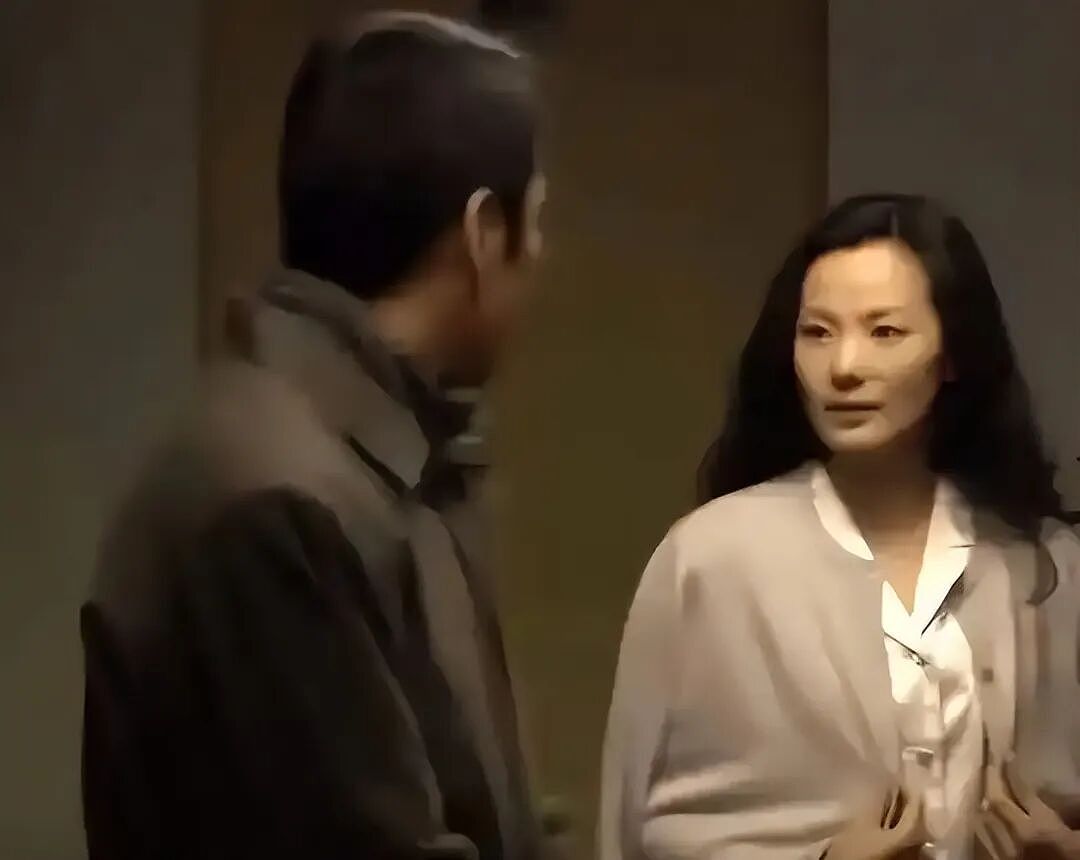她陪伴陈道明8年，2亿身价不求名分，转身嫁王菲初恋成人生赢家（组图） - 4