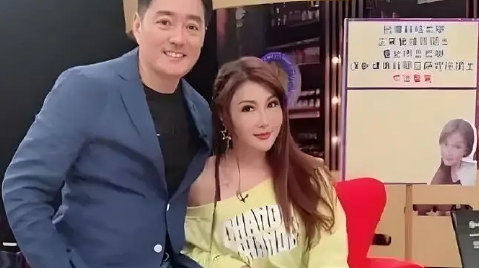 57岁杨丽菁近况曝光！身姿挺拔似少女，三段情伤后单身至今，太让人唏嘘（组图） - 3