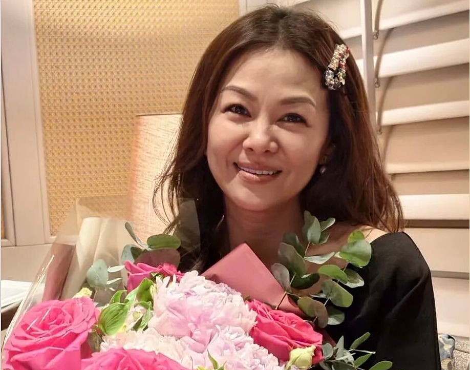 60岁女星近照曝光！曾是郭富城初恋，转拍风月片后息影 - 1