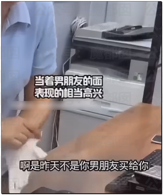 全网质疑：1分钟别停奔驰8次的路虎车主，到底是哪位达官显贵？（组图） - 11