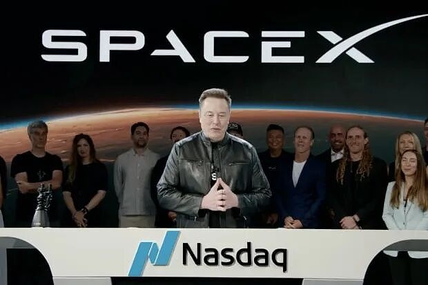 Space X上市,马斯克成史上首位万亿富翁!资产超越全球90%的国家(组图) - 1
