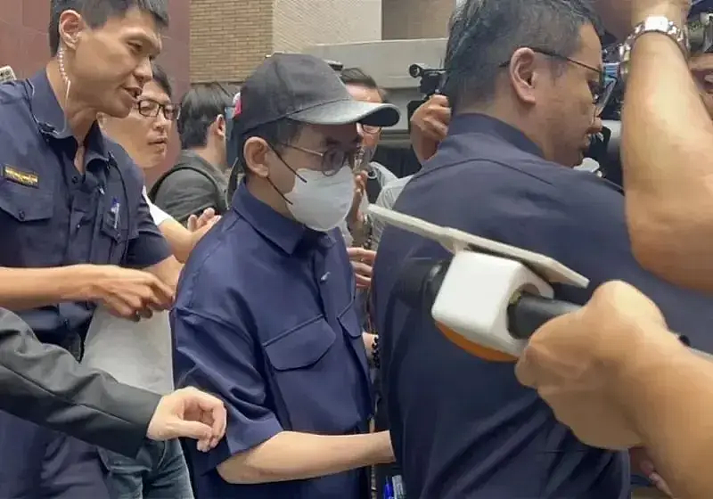 台娱大咖男星藏2341部儿童影片被捕却不用坐牢?花钱和解引众怒(组图) - 11