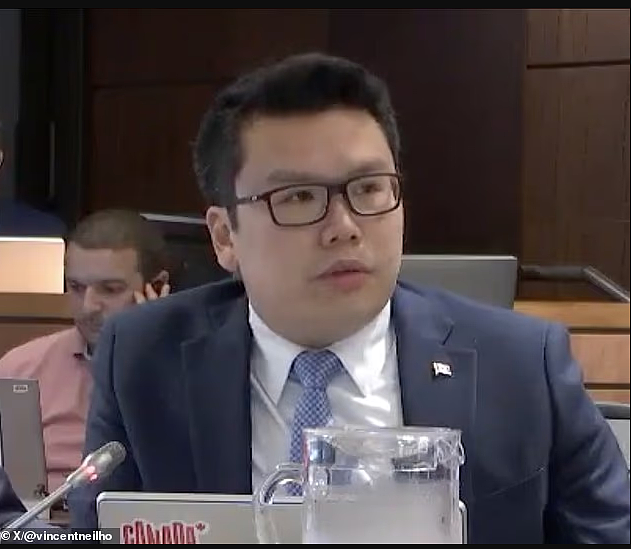 华裔议员提出一个问题,让国会炸锅!现场多人打断,阻止回答(组图) - 1