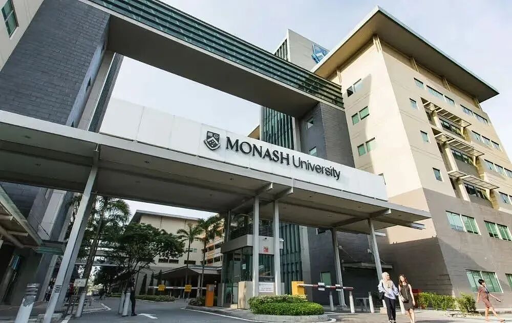 莫纳什大学学生崩了!学费澳元4万8,却没小课上!(组图) - 3