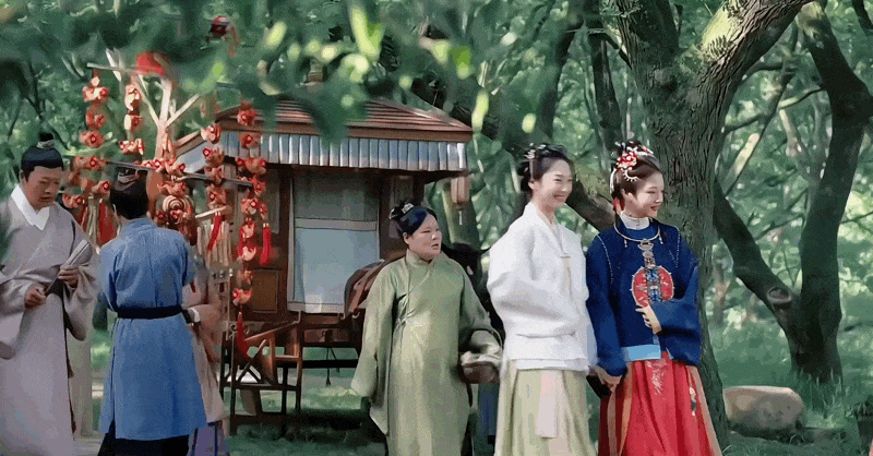 丑到被劝整容的中国95花，又去演绝世美女了？网友：太冤了…（组图） - 11