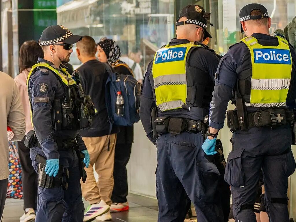 有救了!墨尔本CBD警察多了一倍!严打这三类人(组图) - 1