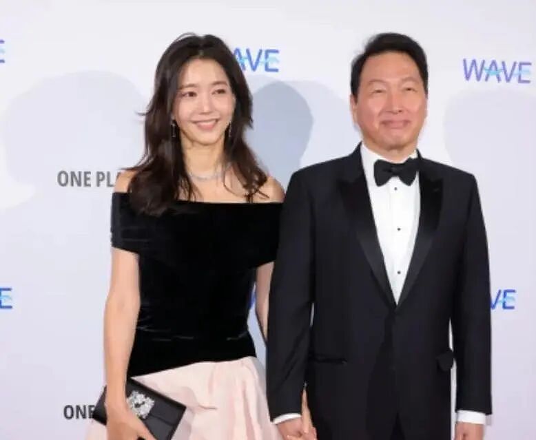 地表最强“小三”！48岁拿下百亿老头！一句话撬走总统女婿，却说：我真的不爱钱（组图） - 5