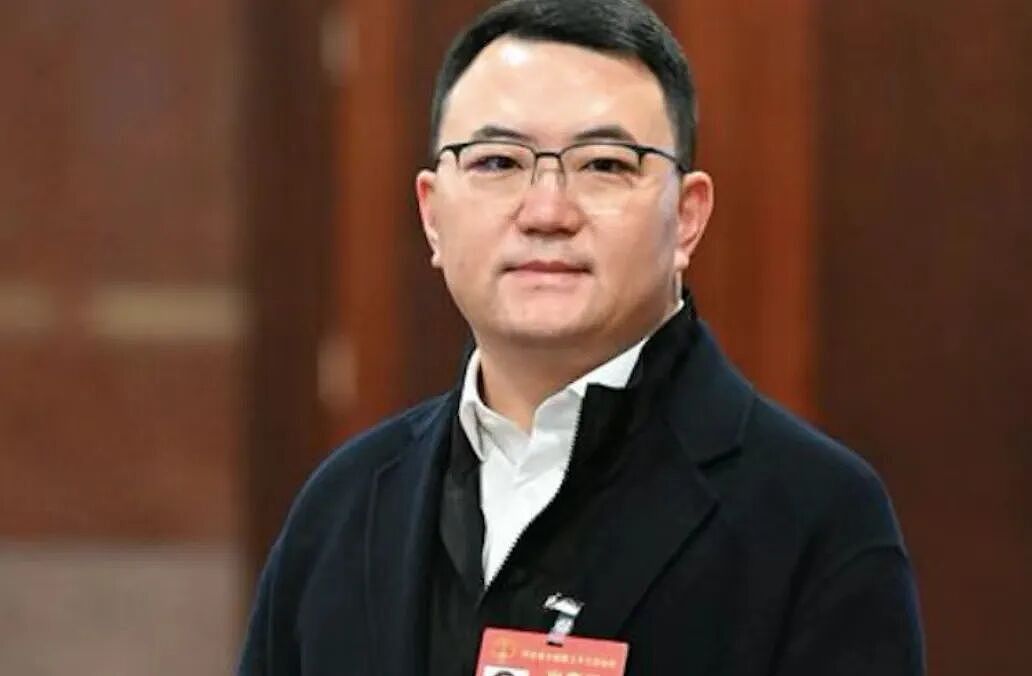 被痛骂的稻城亚丁,反让这个河北80后上神坛(组图) - 9