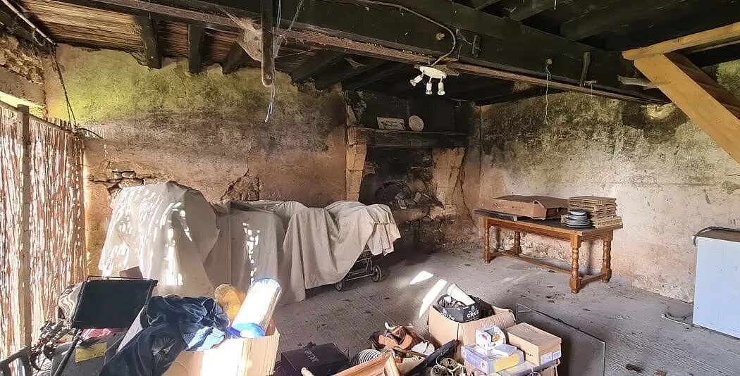 英国夫妇用一套英国房子的钱，在法国买了一整个村庄！结果怎么样了？ - 3