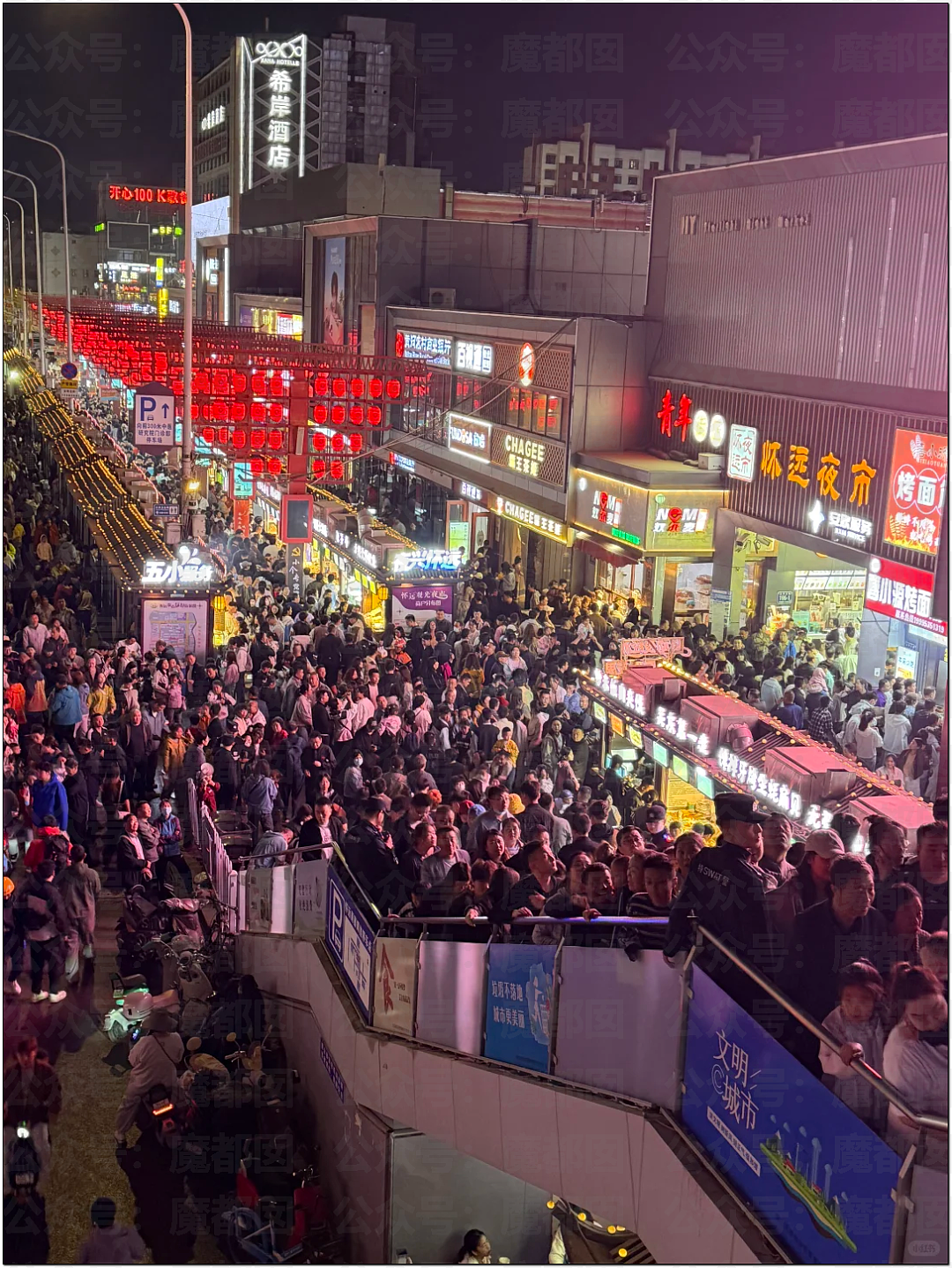 肉贴肉，人挤人！五一长假首日，中国各大景点已爆（组图） - 74