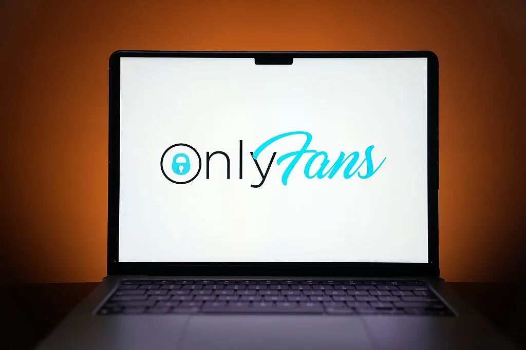 “色情界扎克伯格”著名成人平台OnlyFans创始人患病去世年仅43岁，留下47亿美元资产（组图） - 7
