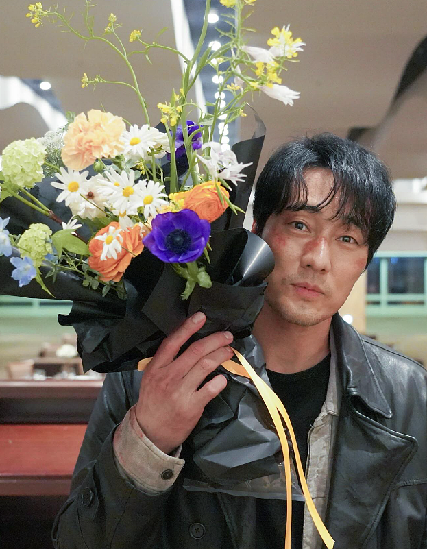 20年前统一亚洲审美的顶级男人,一回归就杀疯全网! - 46