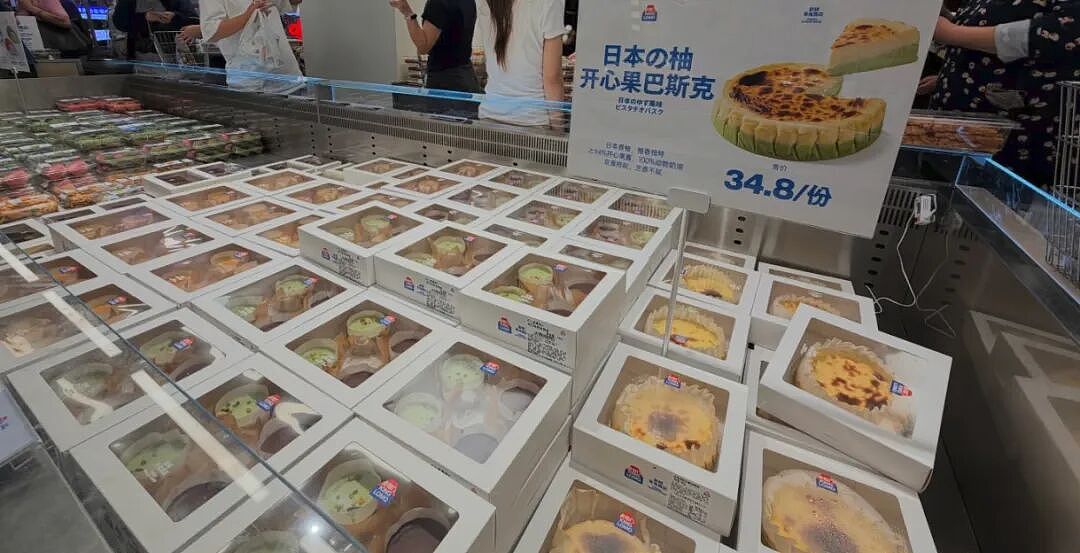 2026最“暴利”零食店,困在商场B1 - 19