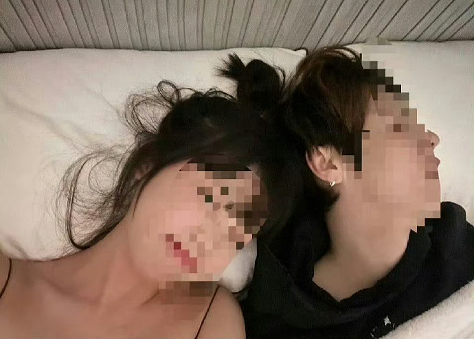 鹿晗疑劈腿冲热搜!司晓迪甩出18张亲密照,鹿晗工作室最新回应来了 - 9