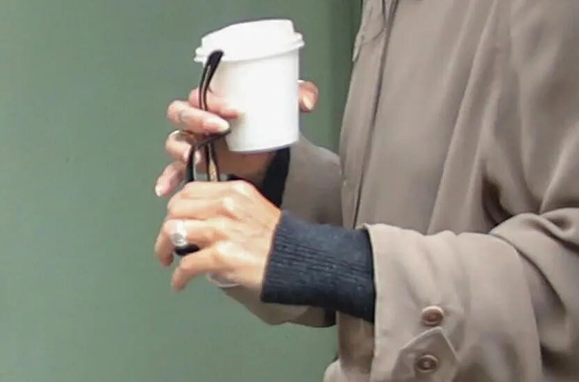 哈卷和演员女友订婚?!恋情曝光才8个月,知情人士:他愿意为她跳崖(组图) - 3